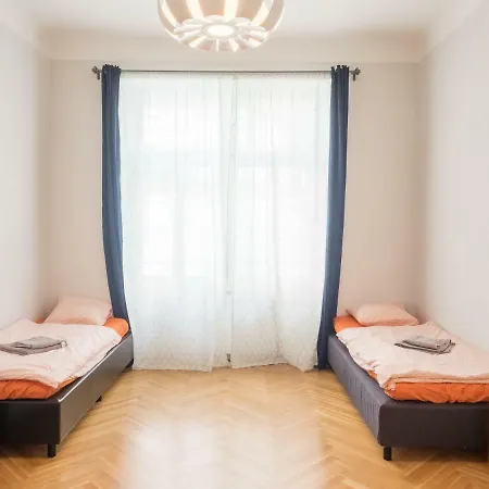 Apartament Spacious By Charles Square *