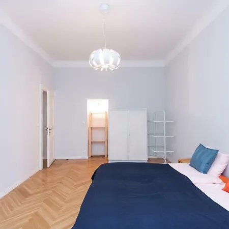 Spacious By Charles Square Praga